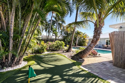 Tropical Oasis - 4 BE/2BA- 8 beds - Heated Pool