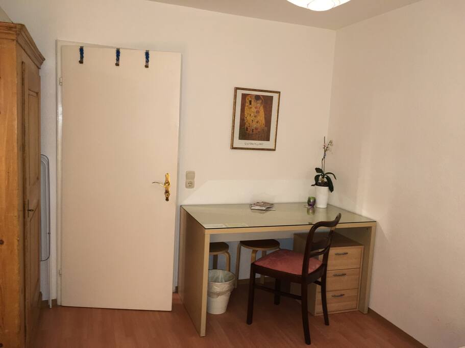 Gästezimmer- guest room