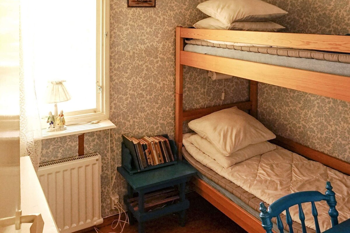 6 person holiday home in sorunda