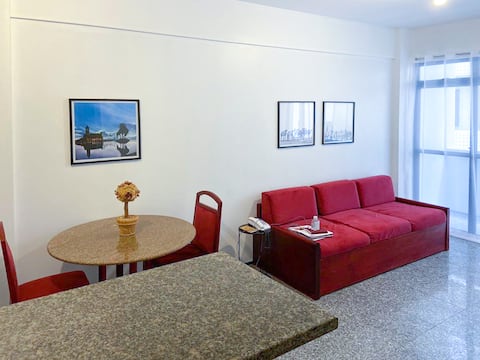 Top performing Airbnb: Cozy apartment in Meireles, 200 m from the waterfront! in Meireles