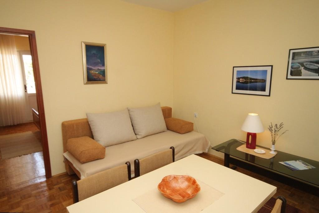 Living room, Surface: 11 m²