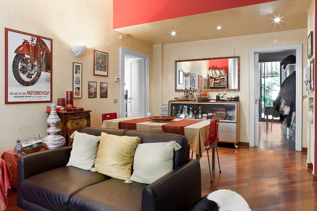 Living room 2nd view