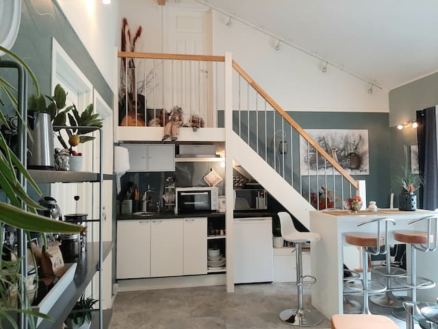 Leilighet sentralt i rolig boligområde