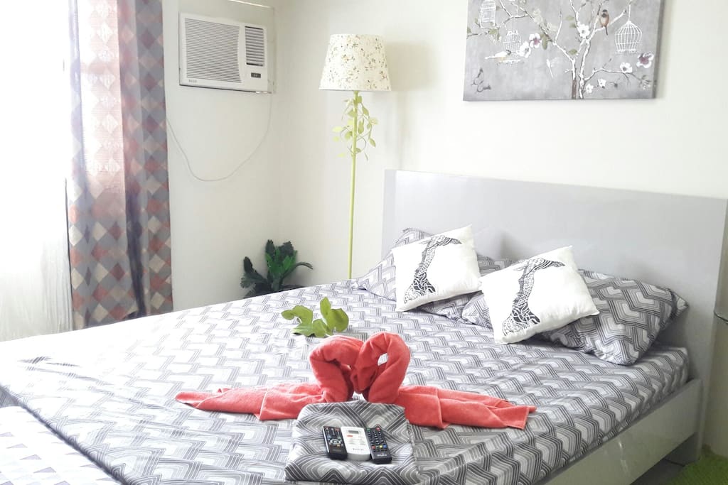 queen size bed