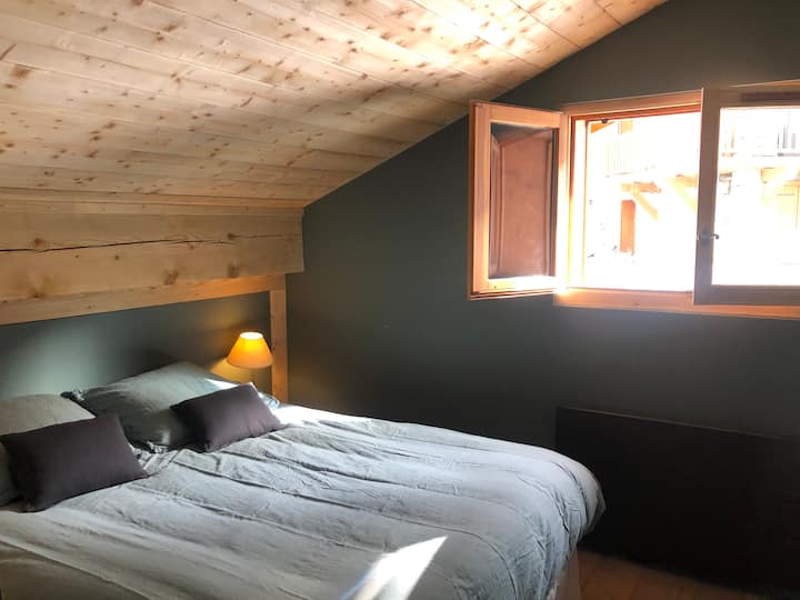 მარცხენა საძინებელი - 1-ლი სართული 