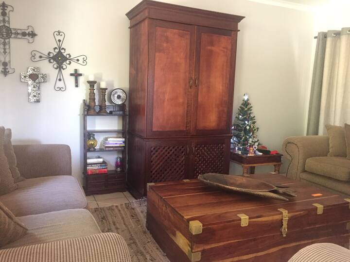 Bright, Cozy Holiday Home In Knysna - Knysna