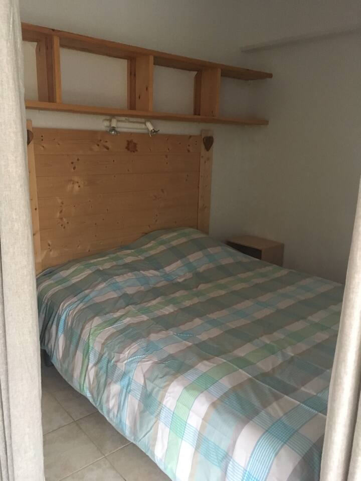 Ორადგილიანი ლიტრა