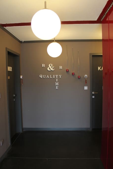 Inkom hall