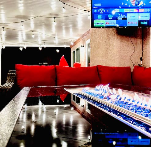 Le Très Chic Marilyn of Las Vegas /*PooL&JacuzZi*