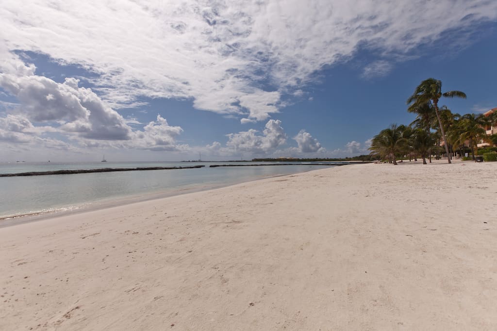 The beach at Puerto Aventuras
