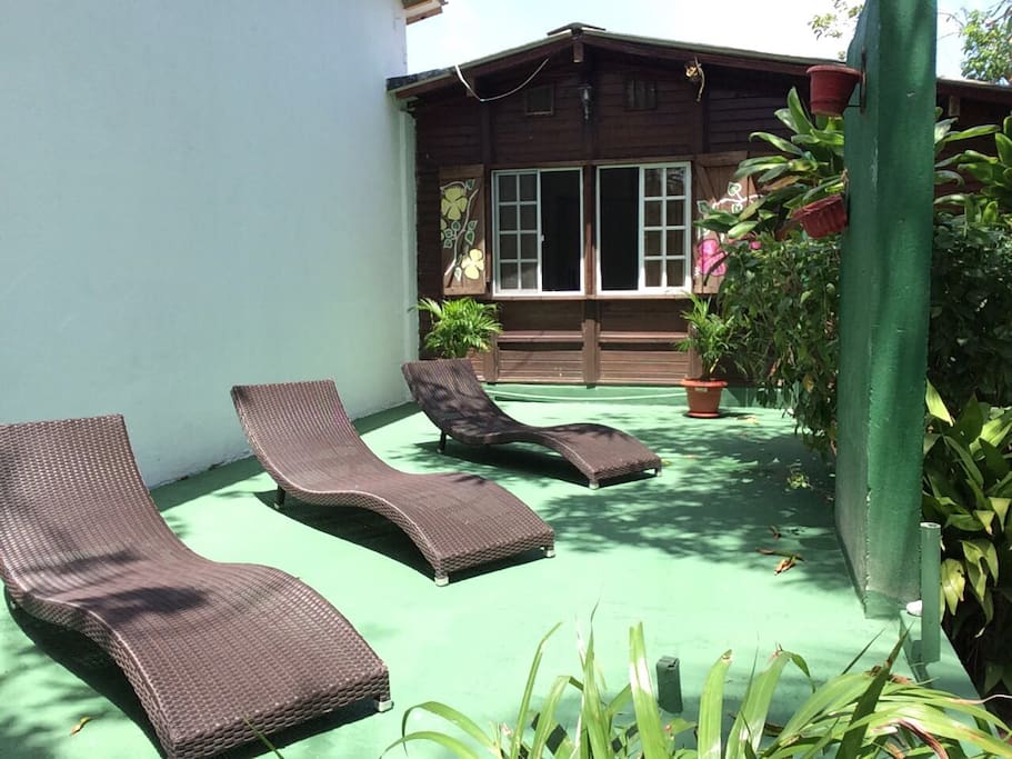 terrasse with rsting chairs