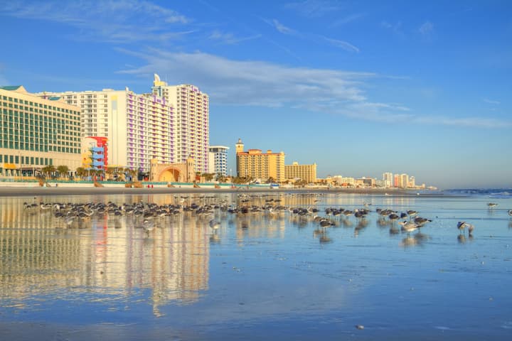 Ocean Walk, Daytona Beach, FL, 2 Bedroom #1 - Condominiums for Rent in Daytona  Beach, Florida, United States - Airbnb