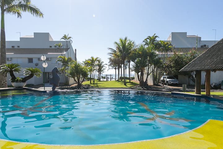 🏖 Amazing Beachfront house 6 bedroom, gated condo