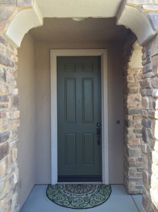 Welcome to Picasso Dr. Gated Community at "The Gallery" in Palm Desert