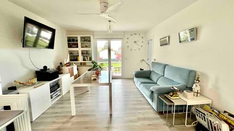 Cozy Floor with Domotica and spacious Green Zones.