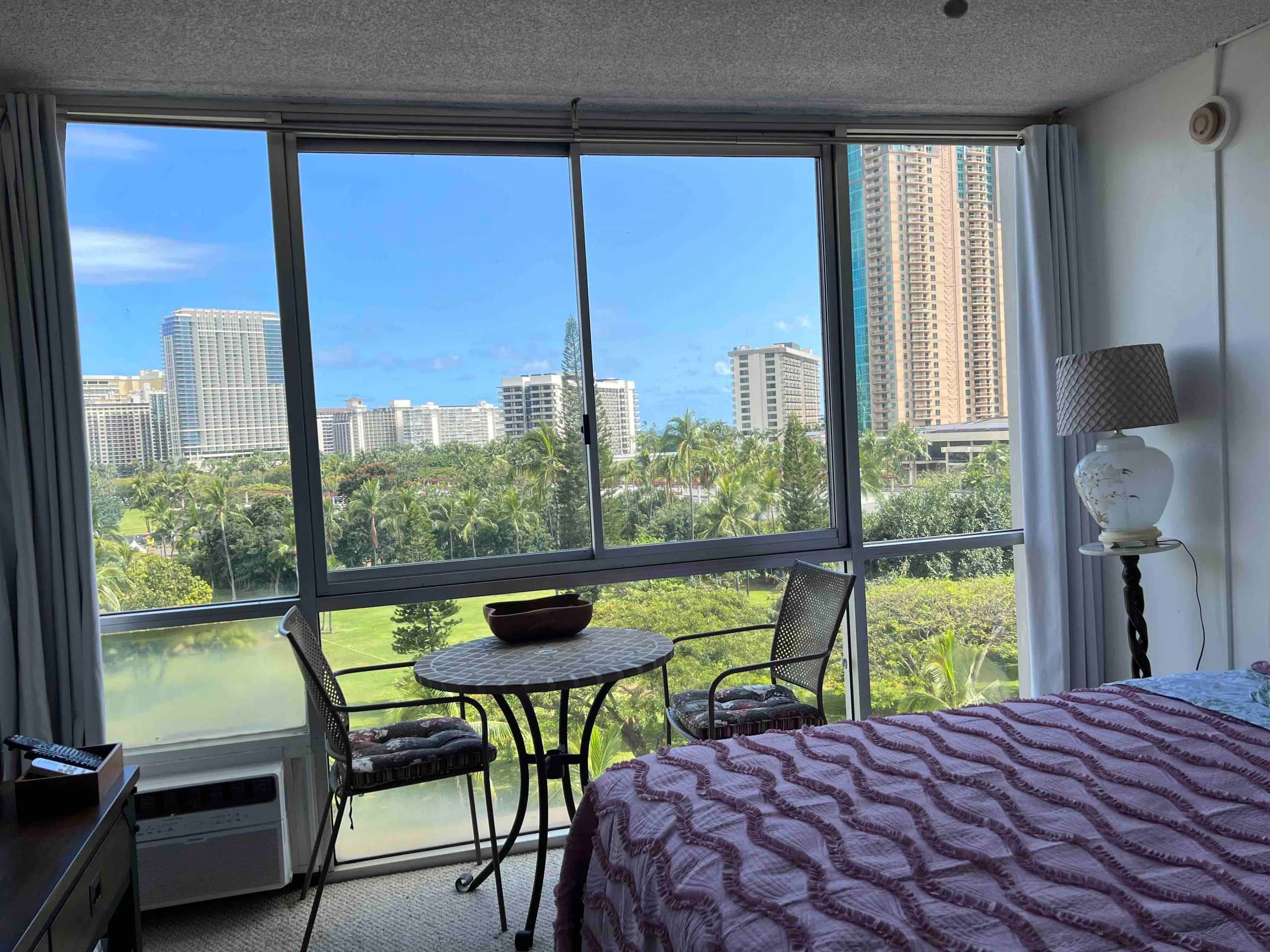 II Enjoying the Paradise II —Waikiki - Image 3