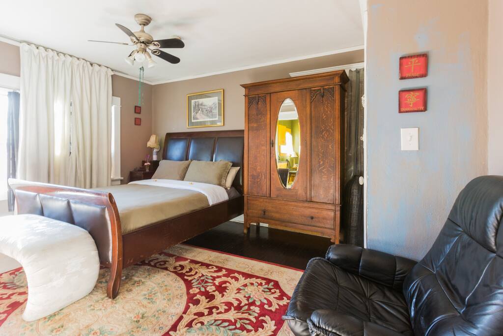 Pets Ok spacious priv 1 bedrm apt Apartments for Rent in Los Angeles