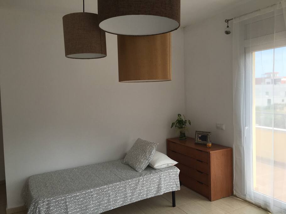 Habitacion de matrimonio + cama adicional