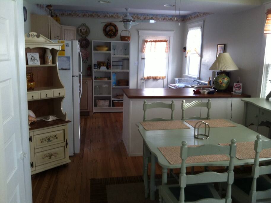 Downstairs unit kitchen/dining area
