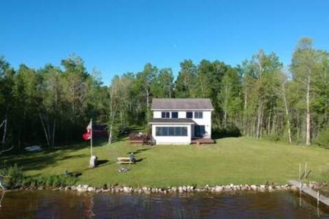 Eagles Landing Lake House