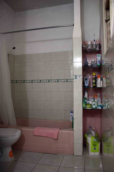 su baño II