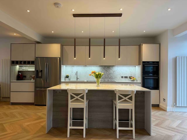 Spacious & comfortable family home in Wanstead