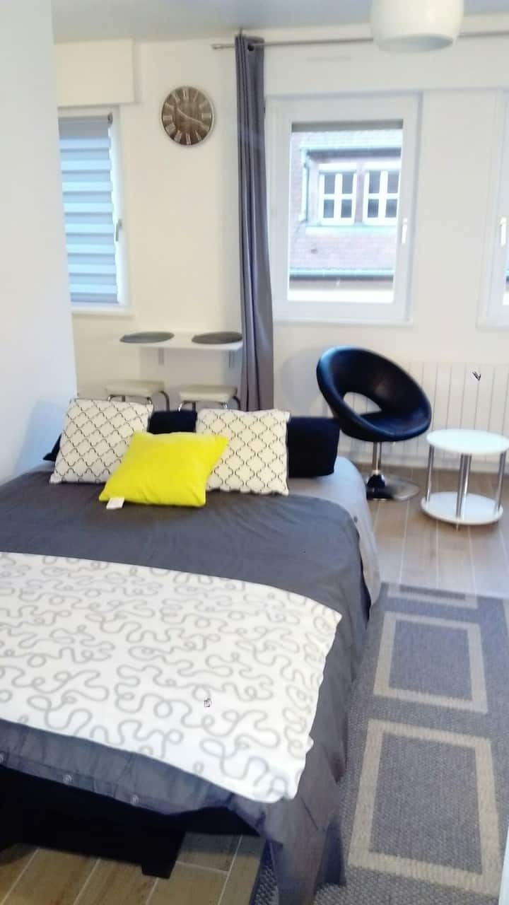 Mycket bekväm säng, Simmons madrass, stor tjock