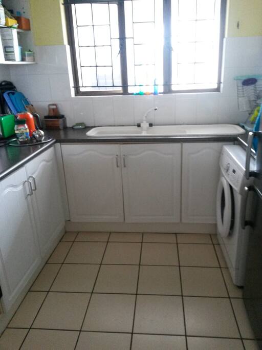 Fully equiped open plan kitchen
