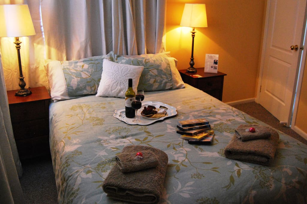 Double room with share bathroom