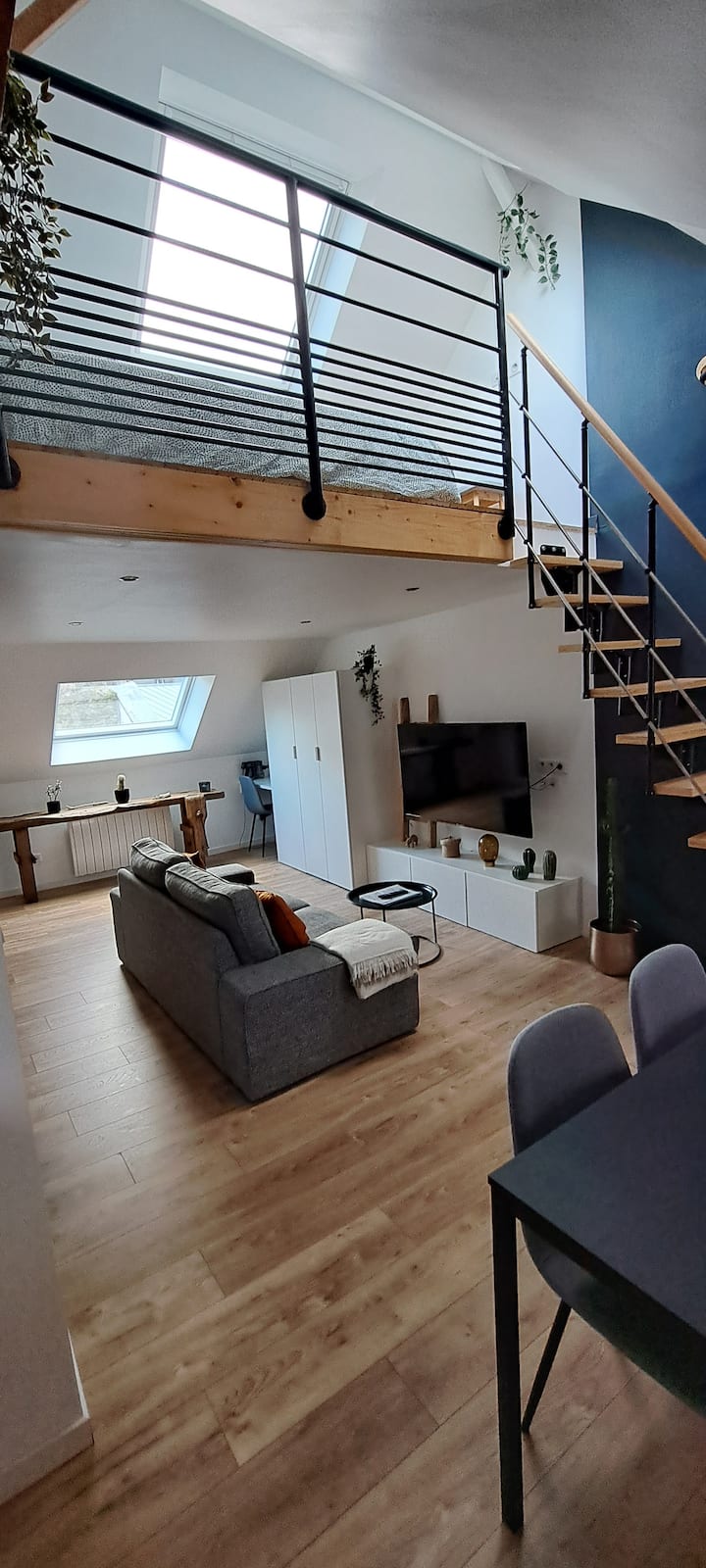 Le Patio. Hyper Centre Rue Au Calme (Parking) - Tourlaville