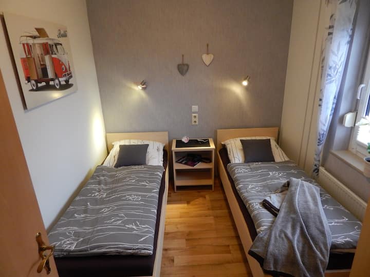 Кревети во спална соба II