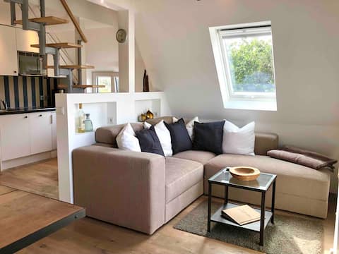 Top performing Airbnb: "Lonni" cozy living on the upper floor in Sylt
