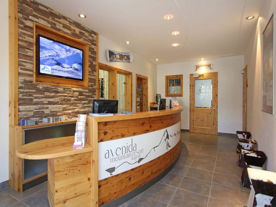 reception inside.jpg