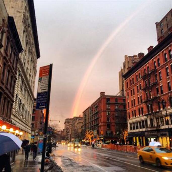 A great, small Manhattan neighborhood with great restaurants, coffee shops and a beautiful Wholefoods Market down the street.