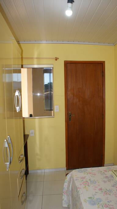 QUARTO INDIVIDUAL