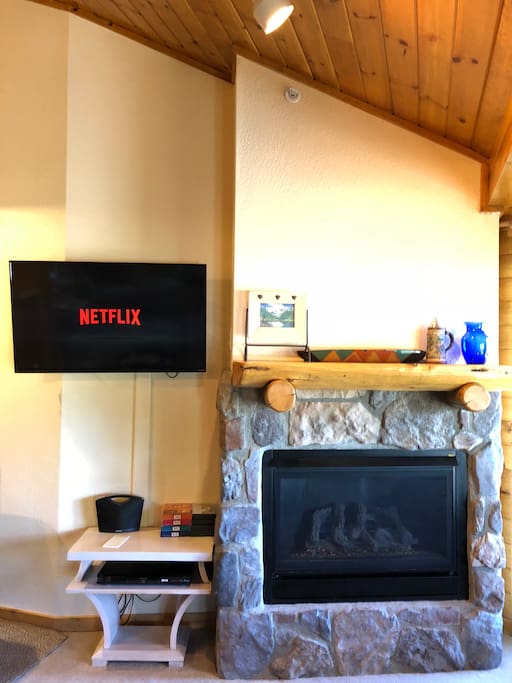 Gas fireplace with new Smart TV. Great for relaxing evenings.