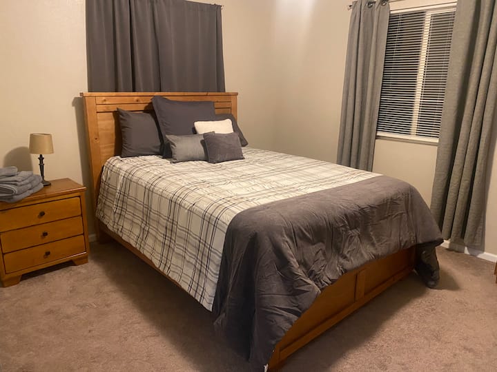 საძინებელი 1