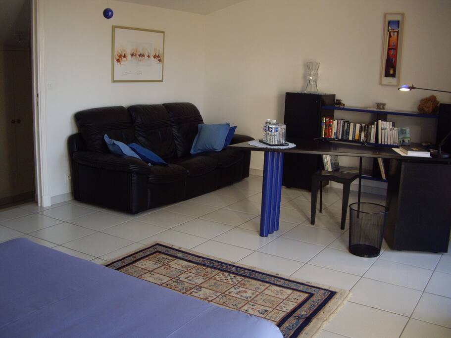 "Azur" - sofa et bureau