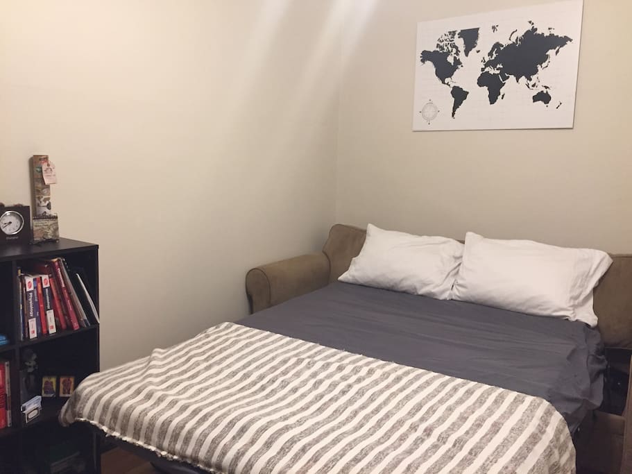Private bedroom (Comfy full size bed with memory foam mattress)