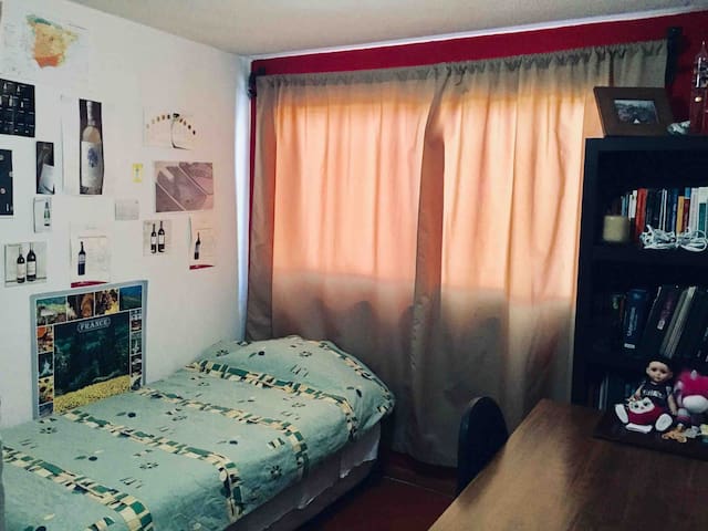 Habitación individual en casa