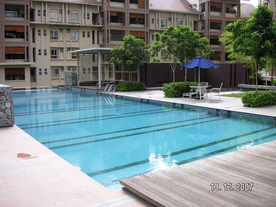 Swimming pool