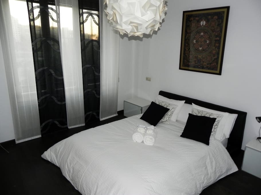 Habitación con vestidor.