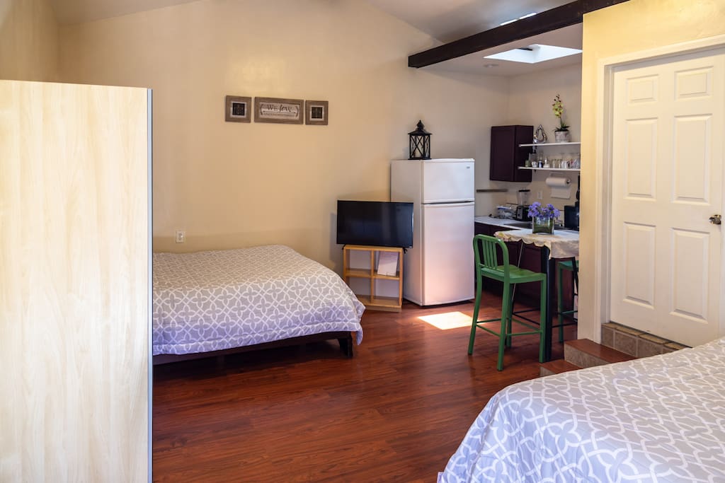 Queen size bed