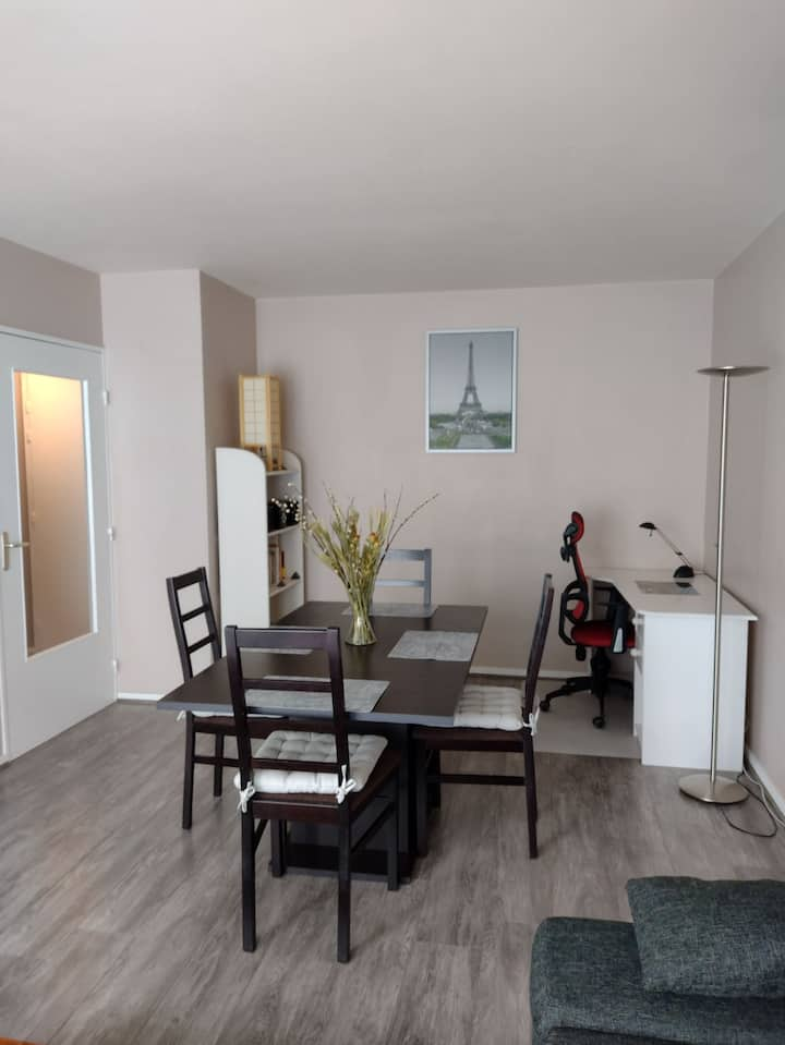 T2 Apartment - One Bedroom - Basement Parking