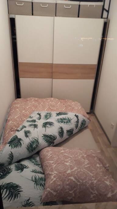 bedroom/Schlafzimmer