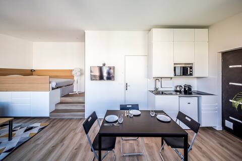 New studio 1st floor, 4 people, 15 minutes from La Défense