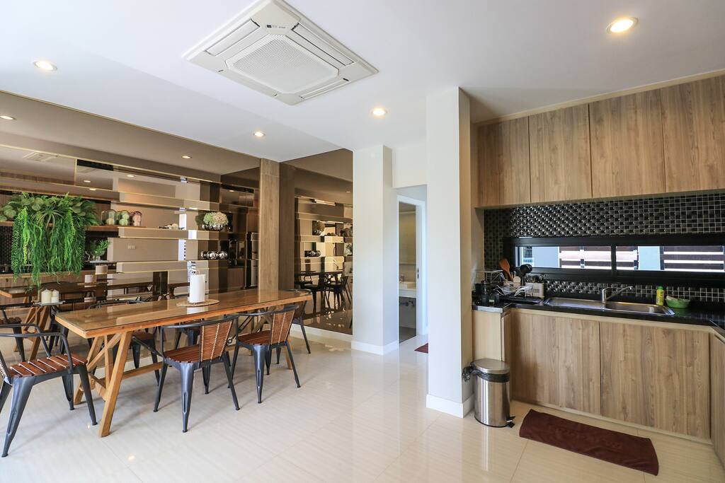 Baan24 Dining Area