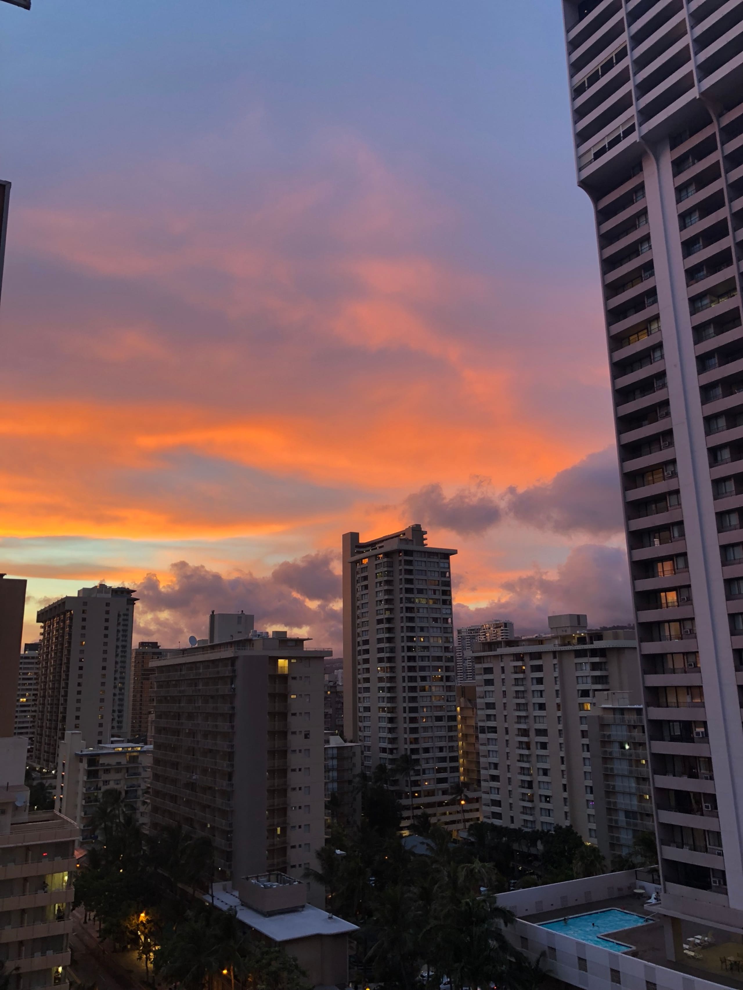 Condo in Honolulu · ★4.79 · Studio · 1 bed · 1 shared bath - Image 30