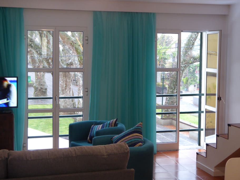 vista da sala para a Alameda