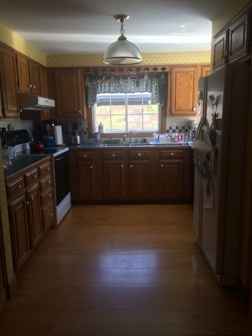 Coffee and continental breakfast are provided, but you also have full access to electric stove, dishwasher, stocked pantry, cookware and refrigerator staples (milk, OJ, eggs) when you want them.